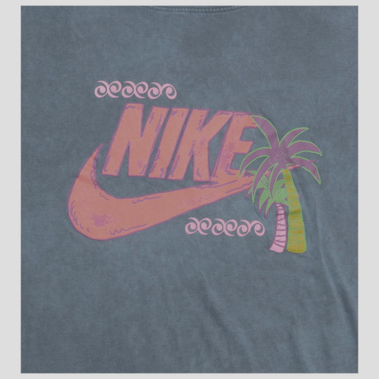 Nike Ανδρική κοντομάνικη μπλούζα Sportswear Beach Party Nike Ανδρική κοντομάνικη μπλούζα Sportswear Beach Party